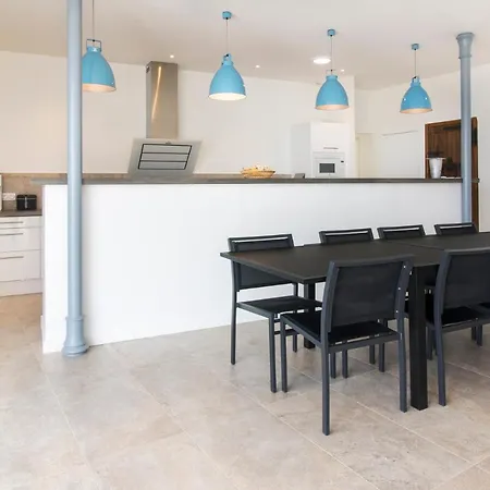 Sainte-maxime Sleeps 12 Pool Air Con Wifi Villa *