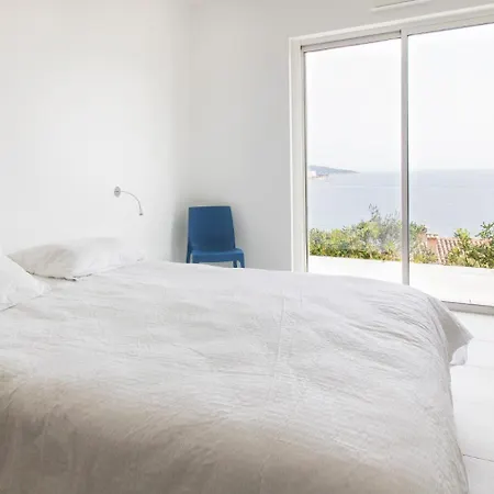 Sainte-maxime Sleeps 12 Pool Air Con Wifi Villa *